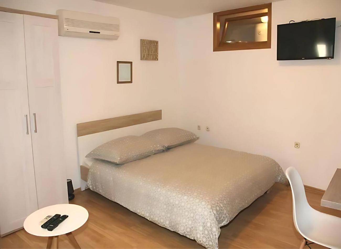 Sunny Rooms And Suites 시베니크 외부 사진
