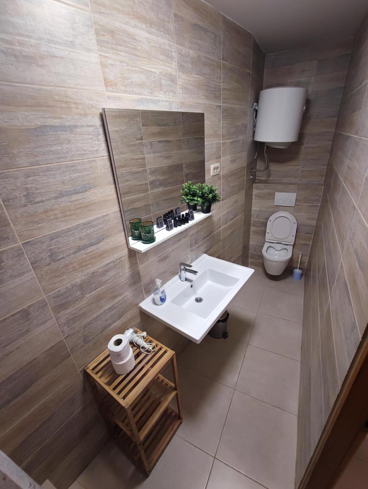 Sunny Rooms And Suites 시베니크 외부 사진