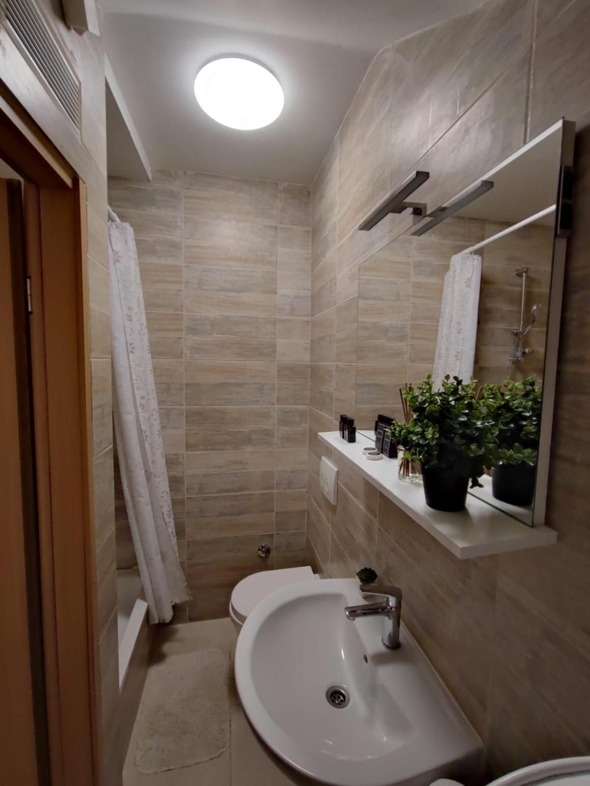Sunny Rooms And Suites 시베니크 외부 사진